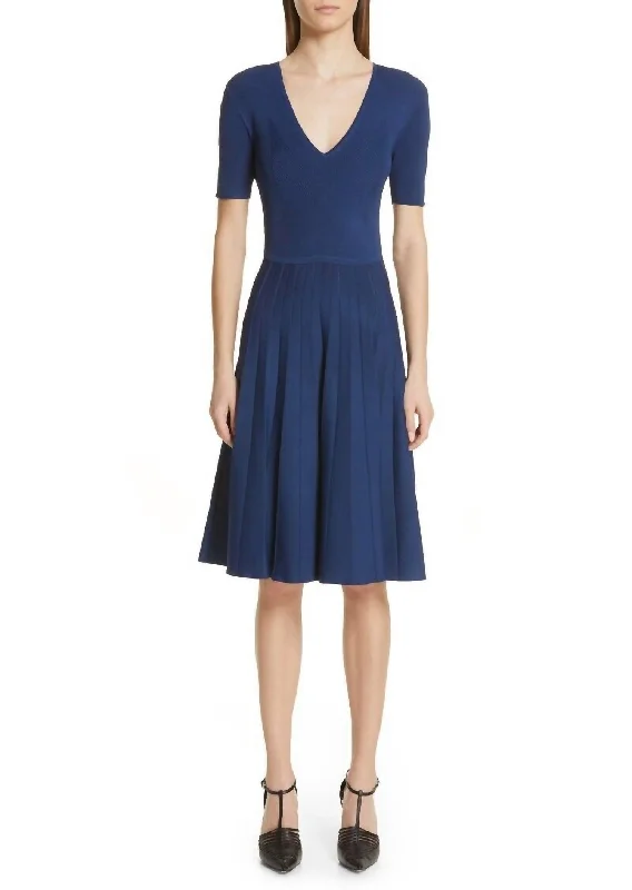 Special Offer casual dressShiny Viscose Short Sleeve V-Neck Knit Dress In Sapphire