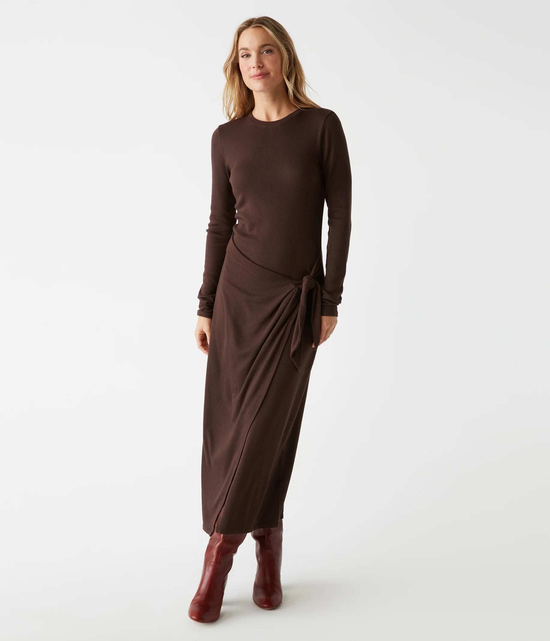 Bonus Savings textured dressYESSENIA FAUX MIDI DRESS