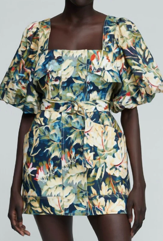 The Best Prices casual summer dressLovell Dress In Moody Floral