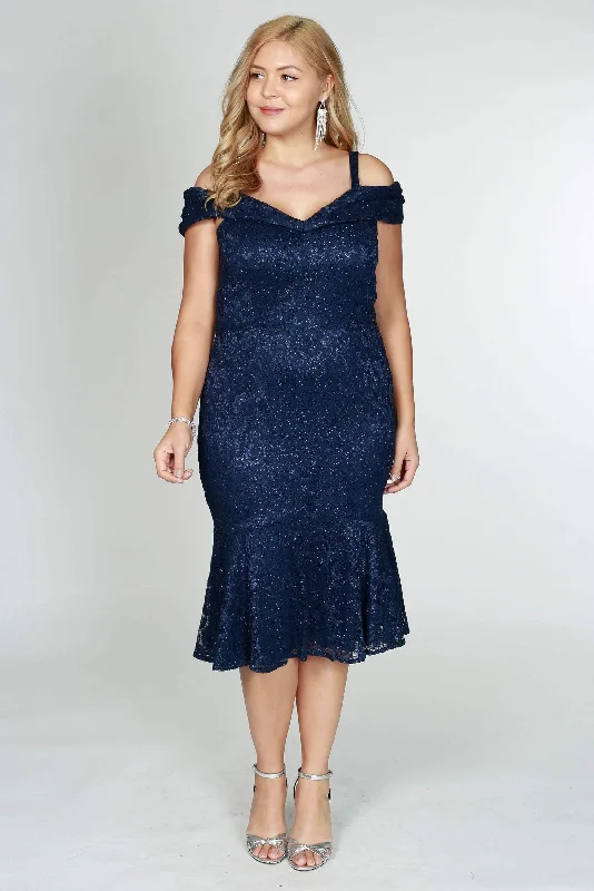 Can't Be Beat oversized dressR&M Richards 2154 Short Formal Lace Dress Navy