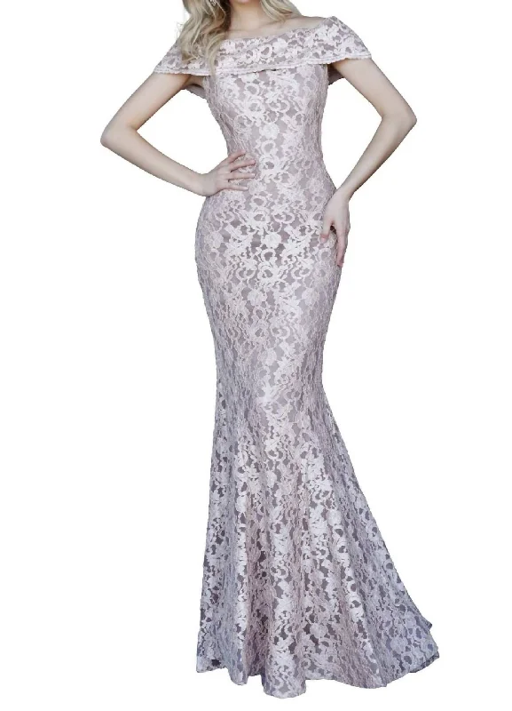 Last Chance trendy bodycon dressOff The Shoulder Fitted Mother Of The Bride Dress In Blush