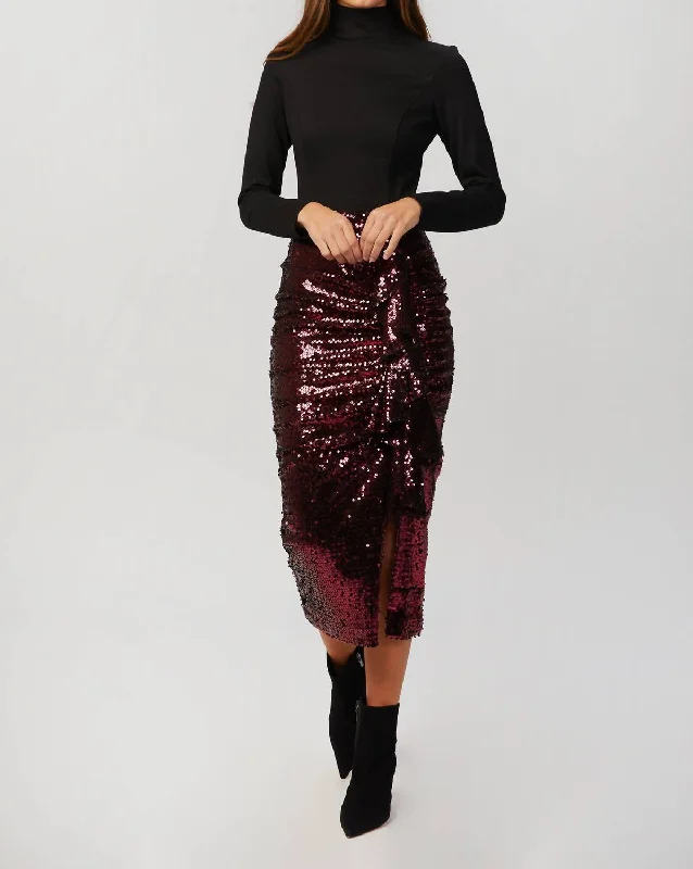Hurry In comfy dressDemi Dress In Black/burgundy