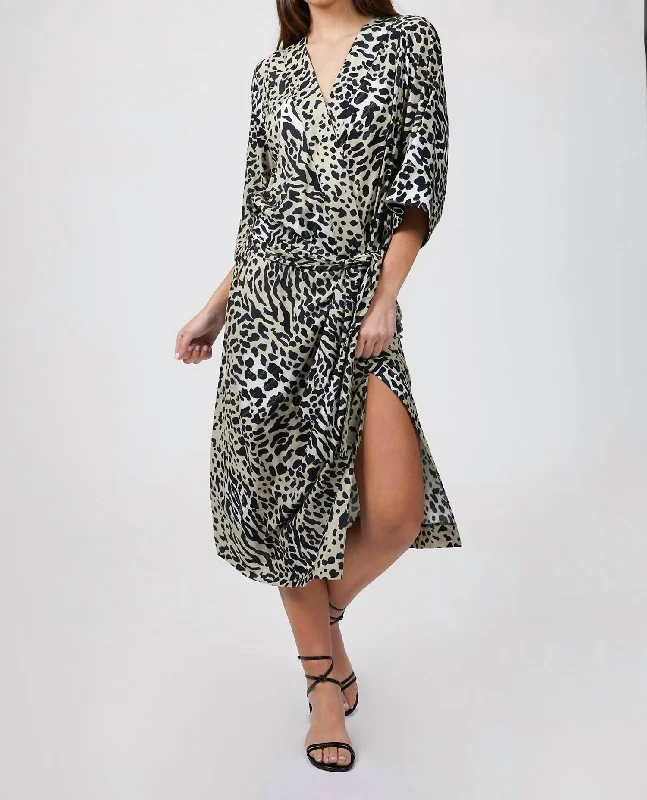 Steals and Deals relaxed fit dressDrop Waist Kimono Dress In Leopard