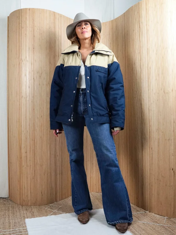 New Markdowns cozy winter jacketVintage 80's Mountain Parka Jacket