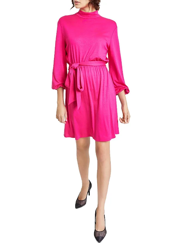 Can't Miss minimalistic dressWomens Knit Mock Neck Shift Dress