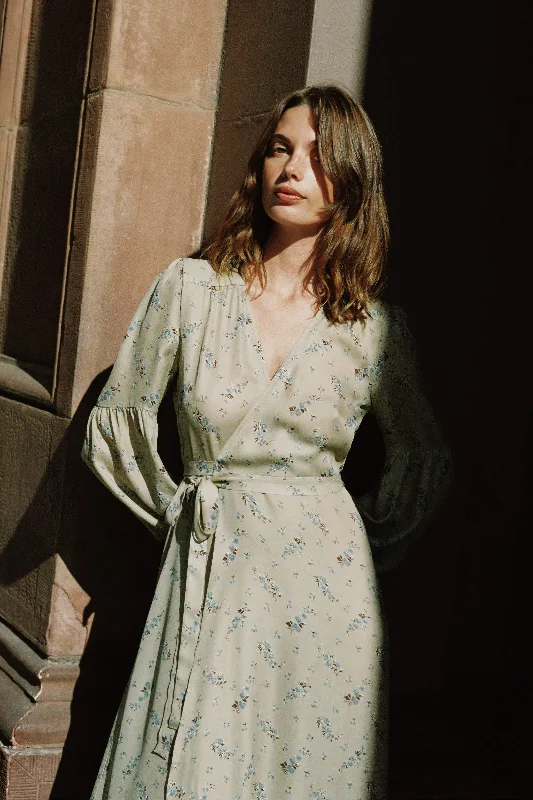 Stock Up and Save long-sleeve floral dressThe Bergen Dress | Mums Ditsy Fern
