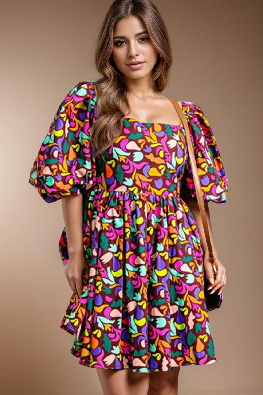 Don't Miss fitted cocktail dressPlus Size Printed Square Neck Half Sleeve Dress