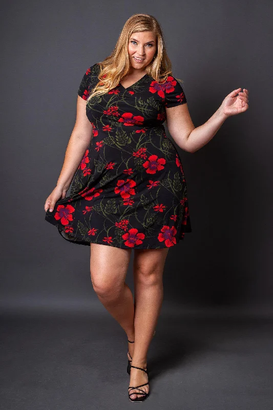 Best Bargains elegant maxi dressHolly Fit and Flare Floral Dress