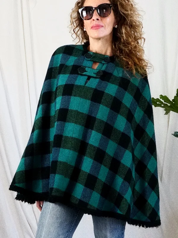 Huge Savings warm fleece jacketVintage Spruce Blue Plaid Cape